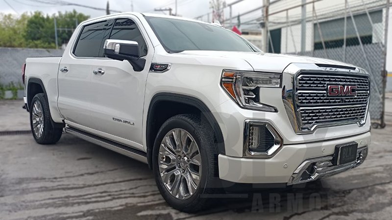 2021 GMC SIERRA DOBLE CABINA NIVEL 5 PLUS