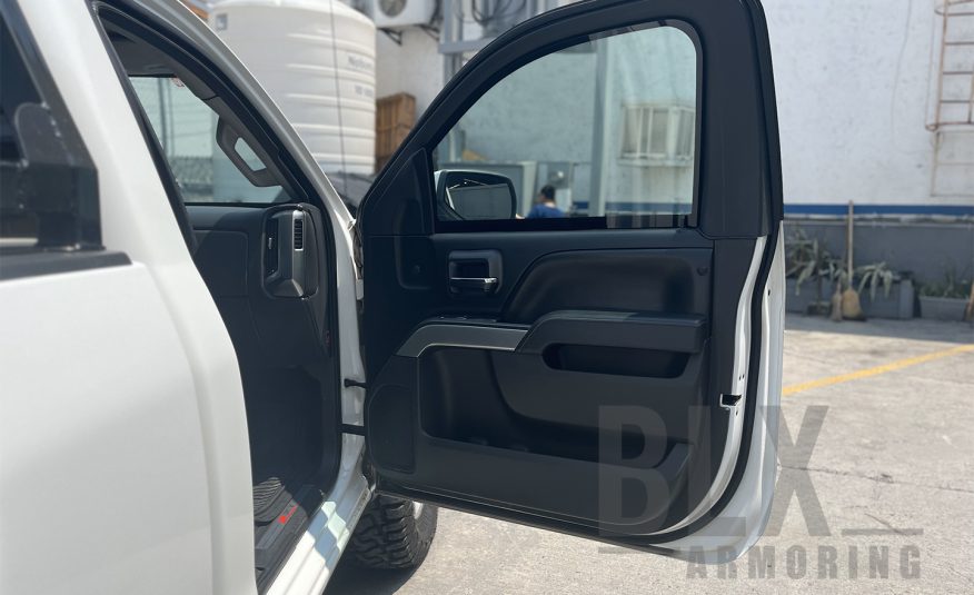 2015 CHEVROLET CHEYENNE Z71 4X4 NIVEL 4 PLUS