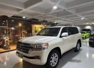 2021 TOYOYA LAND CRUSIER 4X4 NIVEL 4 PLUS