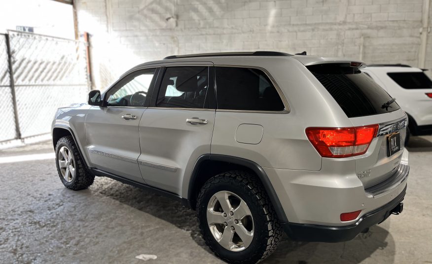 2011 JEEP GRAND CHEROKEE LIMITED 4X4 NIVEL 4 PLUS