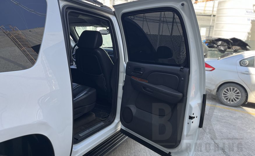 2008 CHEVROLET SUBURBAN PAQ G NIVEL 4 PLUS