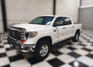 2018 TOYOTA TUNDRA DOBLE CABINA 4X4 NIVEL 4 PLUS