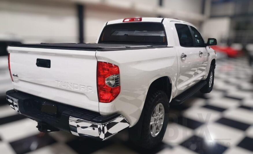 2018 TOYOTA TUNDRA DOBLE CABINA 4X4 NIVEL 4 PLUS