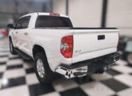 2018 TOYOTA TUNDRA DOBLE CABINA 4X4 NIVEL 4 PLUS