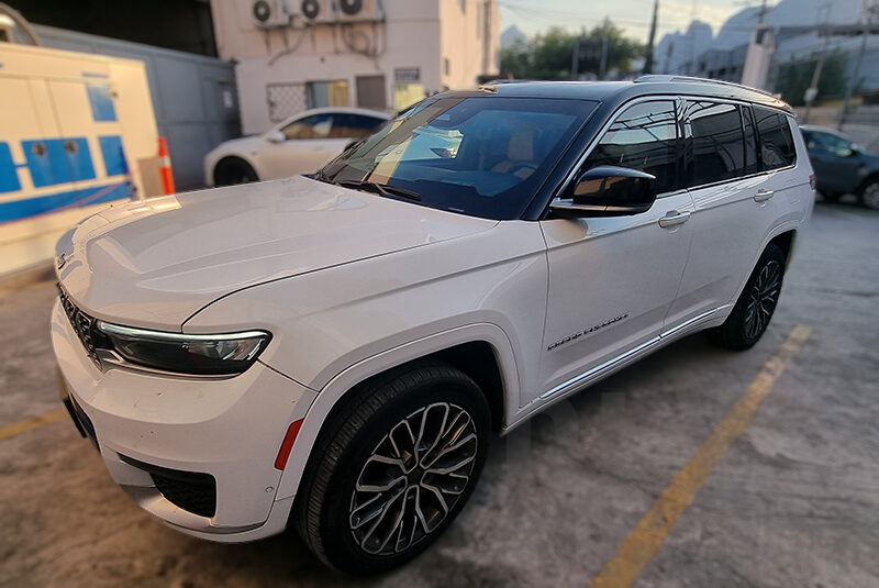 JEEP GRAND CHEROKEE L V8 5.7 4X4 2022 NIVEL 5 PLUS