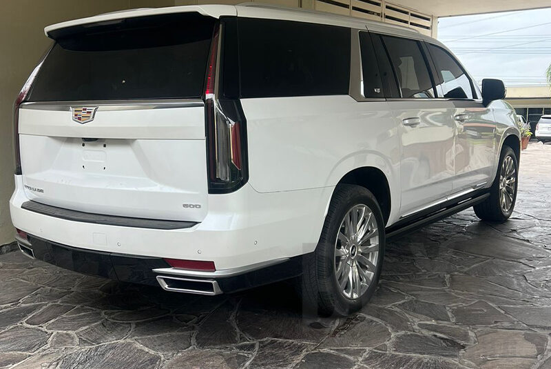 CADILLAC ESCALADE ESV 2023 NIVEL 3 PLUS