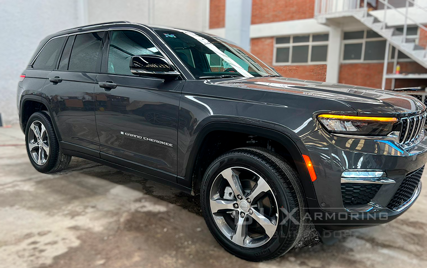 JEEP GRAND CHEROKEE LIMITED 2025 NIVEL V-PLUS