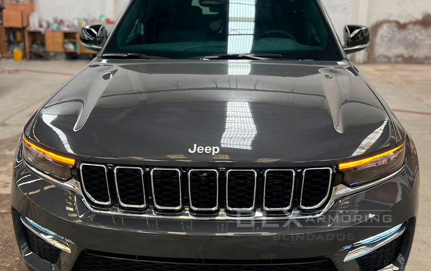 JEEP GRAND CHEROKEE LIMITED 2025 NIVEL V-PLUS