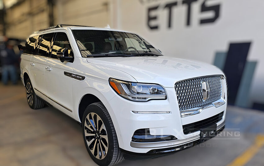 LINCOLN NAVIGATOR LARGA 2024 NIVEL III-PLUS