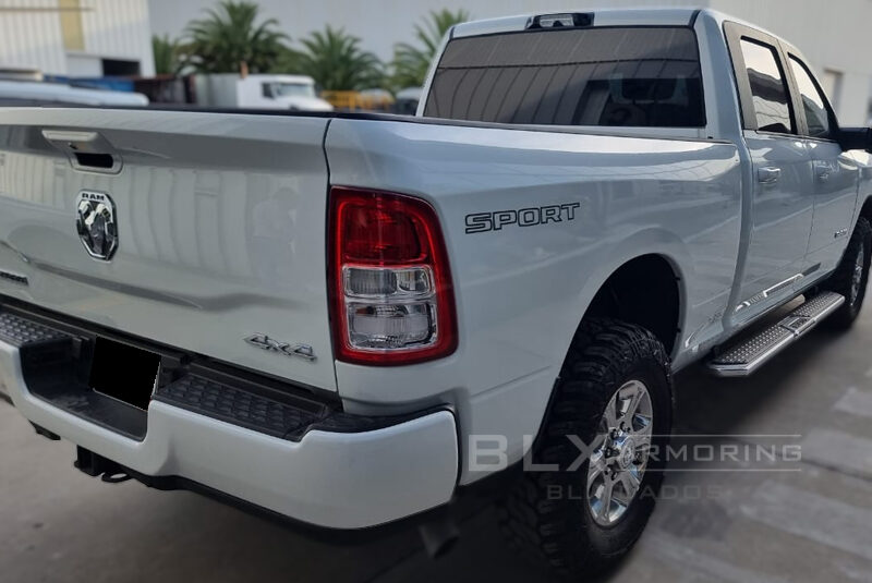 DODGE RAM HEAVY DUTY 2500 8 BIRLOS 2024 NIVEL V-PLUS