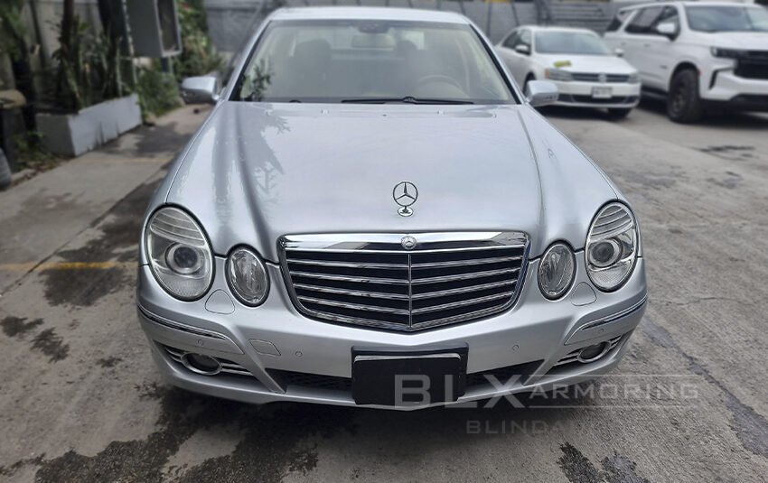 MERCEDES BENZ E-500 2009