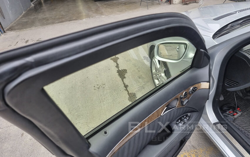 MERCEDES BENZ E-500 2009