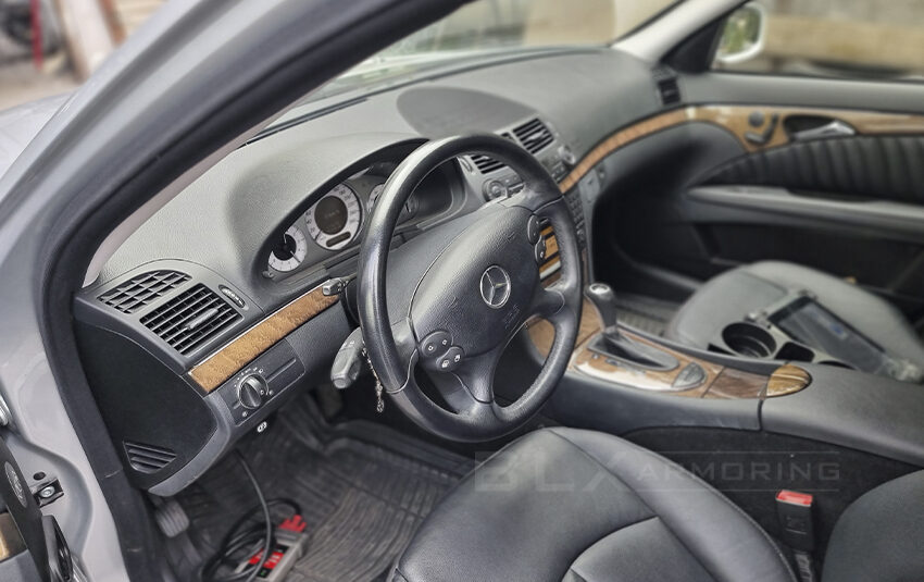 MERCEDES BENZ E-500 2009