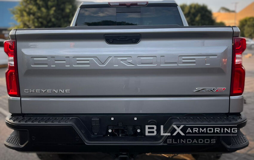 CHEVROLET CHEYENNE ZR2 2023 NIVEL B7