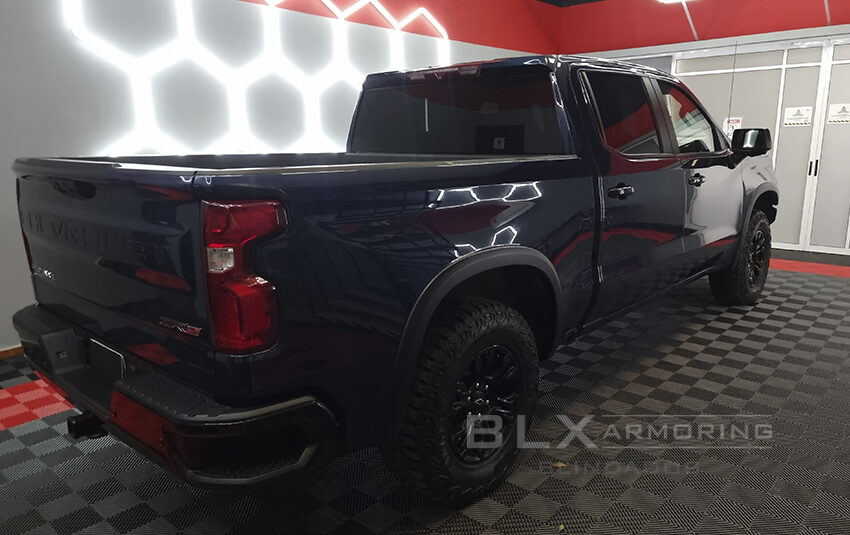 CHEVROLET CHEYENNE DOBLE CABINA ZR2 2023 NIVEL V-PLUS