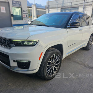 GRAND CHEROKEE SUMMIT L V8 5.7